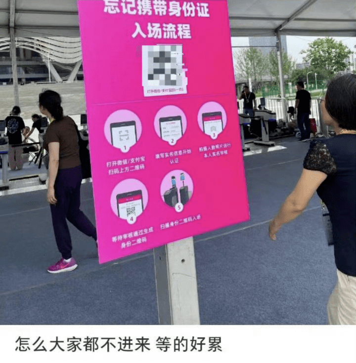 热搜爆了！王俊凯、王源、易烊千玺紧急发声-王俊凯易烊千玺为王源新节目打call