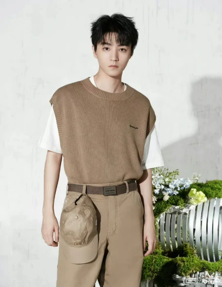 王俊凯的圈粉能力有多强？路人围观粉丝反黑抽奖，直接喊小凯宝宝-王俊凯粉丝有多牛