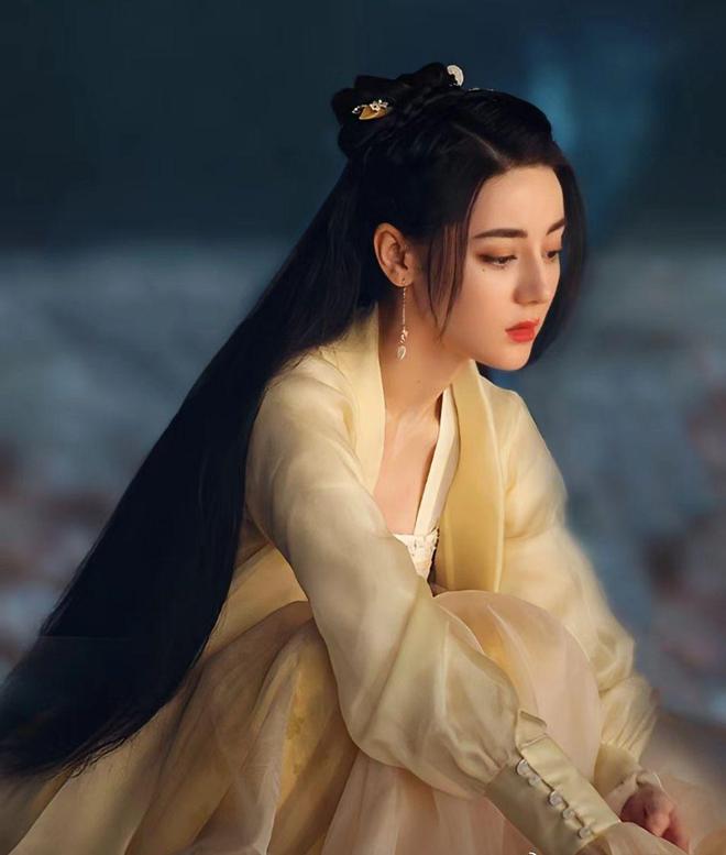 泰国评选十大最美中国女演员，果然是迪丽热巴最有人气-泰国最美的五大女明星排行榜