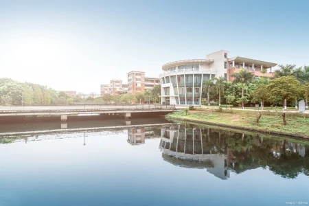 很多人不认可华南理工大学？张雪峰讲华南理工大学如何？-张锋学 华南理工大学
