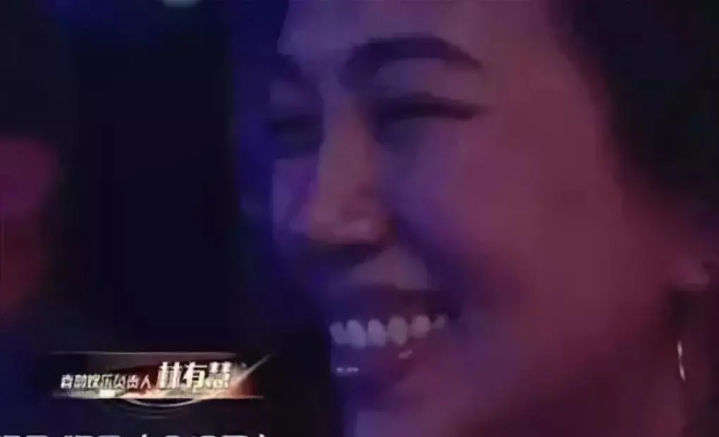 恋爱实锤了？这经纪人也是有故事的人-跟经纪人传绯闻的男明星