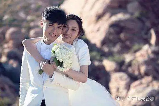 萧敬腾认爱46岁经纪人：音乐路与情路一样波折-萧敬腾17n9演唱会在哪