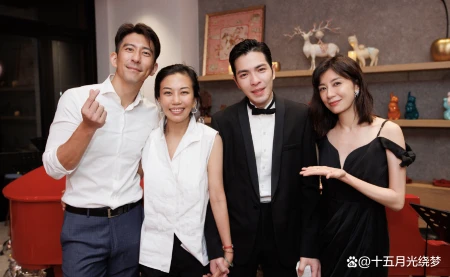 萧敬腾晒与经纪人林有慧合照，宣布求婚成功-萧敬腾 lion