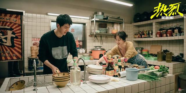 刘敏涛：《热烈》中的“儿子”王一博是个敏感又善良的孩子｜角色