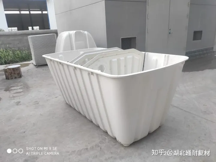 湖北玻璃钢模压化粪池厂家-襄阳市玻璃钢化粪池生产厂家
