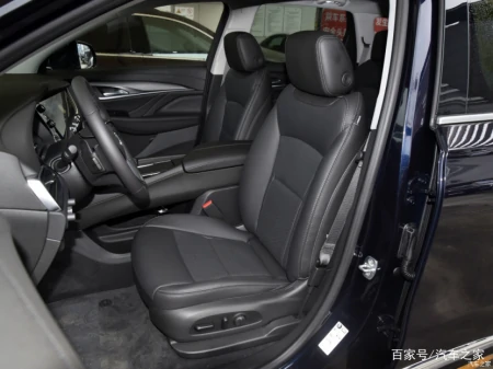 座椅通风+电动后备厢，别克昂科旗选低配，家用绰绰有余！-后排电动座椅调节的suv