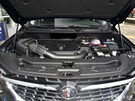 座椅通风+电动后备厢，别克昂科旗选低配，家用绰绰有余！-后排电动座椅调节的suv