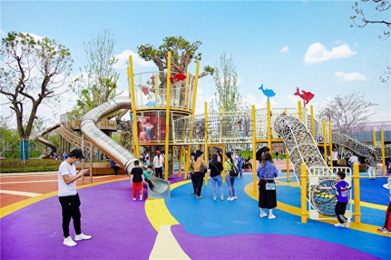 室外游乐园设备生产厂家，西安游乐设施厂家的选择-西安大型室内游乐场能玩儿一整天的