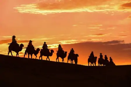 想要游览大西北美景，青甘7天旅游攻略收好了，保证你玩的开心-青甘旅游带什么衣服