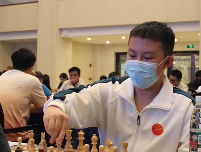 国际象棋甲级豪门换新装 山东外国语国象队亮帜-山东省国际象棋个人锦标赛