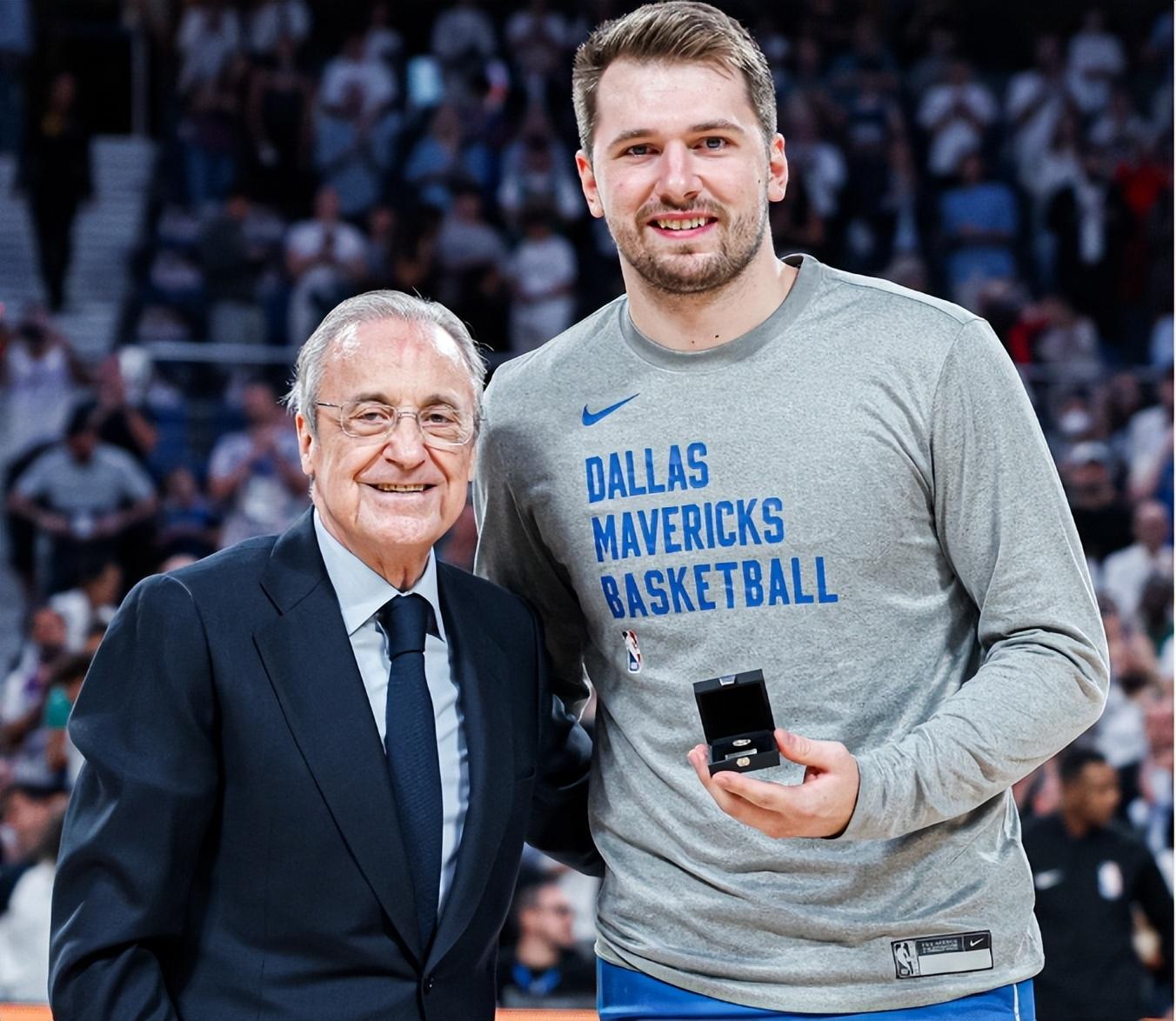 0-0！皇马遭鱼腩逼平，3大前锋哑火，头号罪魁浮现，坑惨安切洛蒂-皇马1-3马竞遭首败