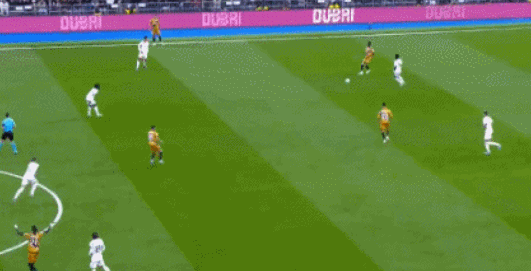 0-0，西甲大冷门！贝林厄姆哑火，皇马丢榜首，超级黑马重返第一-fm21贝林厄姆