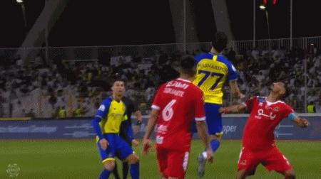 2月10日沙特超级联赛，利雅得胜利对阵麦加统一，C罗大四喜，如何评价这场比赛？-球赛沙特