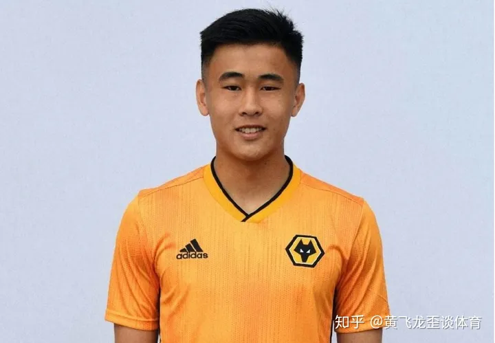 如何评价香港小将戴伟浚？-戴伟浚进过香港队吗