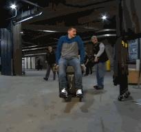 如何评价约基奇在 2018-19 赛季的表现，他有哪些让你印象深刻的特点和故事？-约基奇为什么厉害