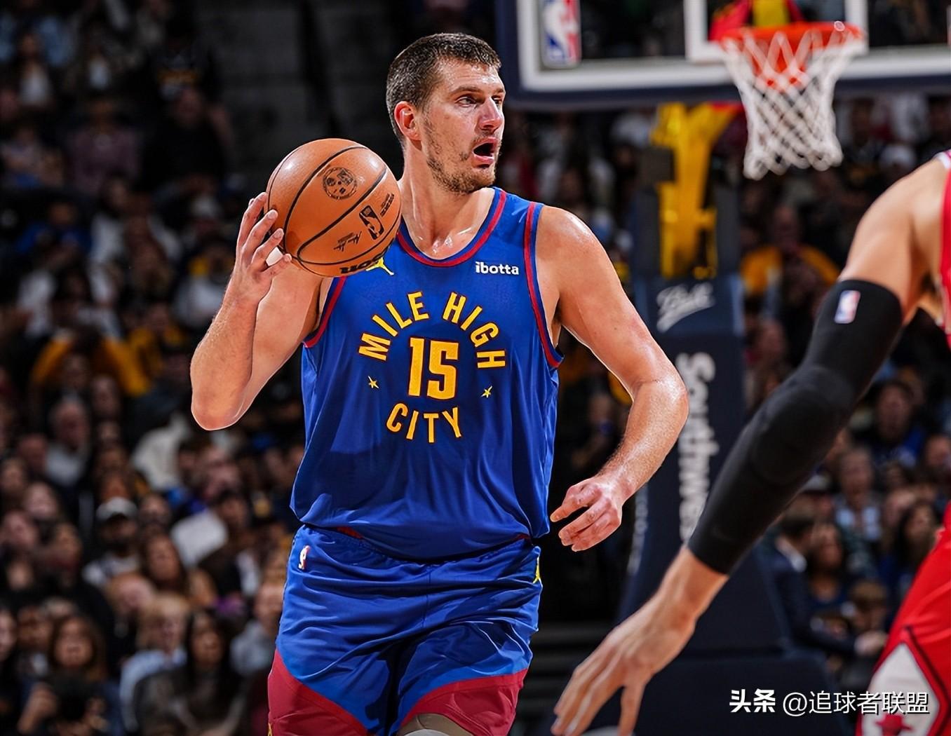 约基奇28+16+9夺回西部第一：单节13+9统治比赛 又添冲MVP筹码
