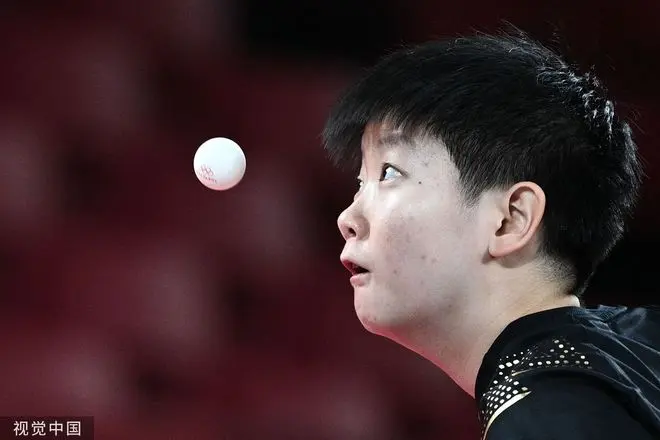 止藤片？孙颖莎：一个没有感情的奶脸莎手-孙颖莎专治各种花里胡哨