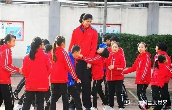 13岁身高就超姚明，这位山东女生已入女篮青训营，她最终可长多高-山东女篮队员身高