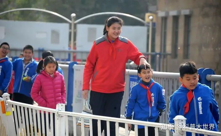 13岁身高就超姚明，这位山东女生已入女篮青训营，她最终可长多高-山东女篮队员身高