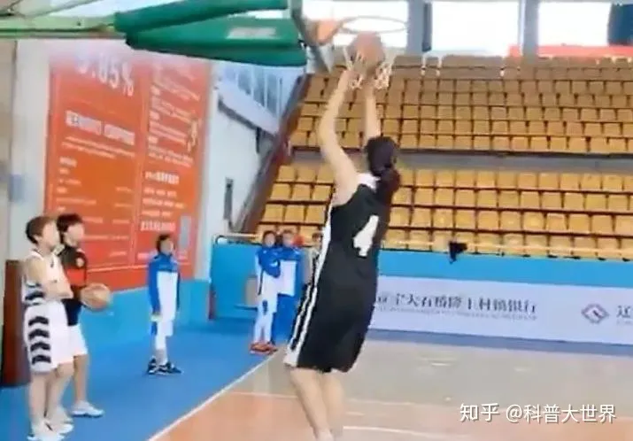 13岁身高就超姚明，这位山东女生已入女篮青训营，她最终可长多高-山东女篮队员身高