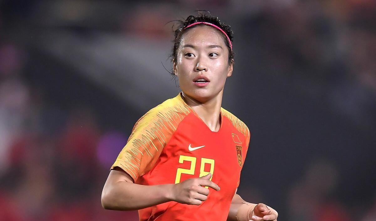 破案了？中国女足出局原因找到，错怪水庆霞，两大王牌或指令弃用-女足明星中国