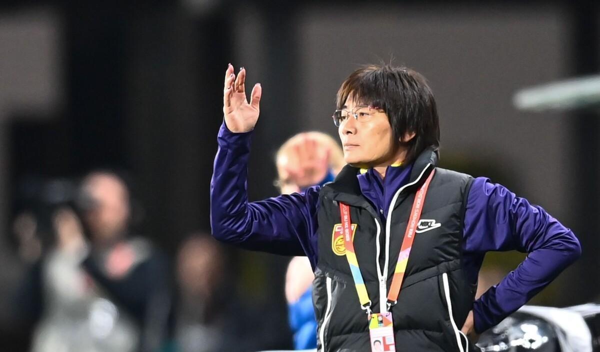 破案了？中国女足出局原因找到，错怪水庆霞，两大王牌或指令弃用-女足明星中国