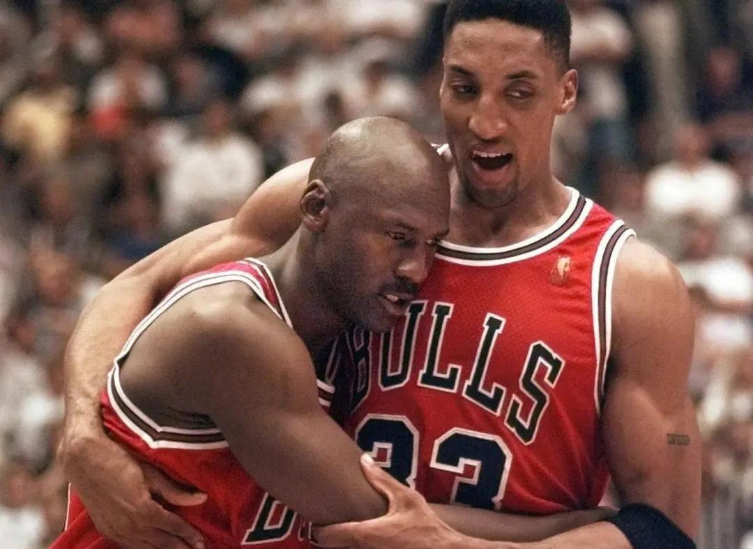 乔丹能够称霸NBA，不是因为对手太弱，而是自己太强，众生皆屈服-乔丹的篮球水平怎么样