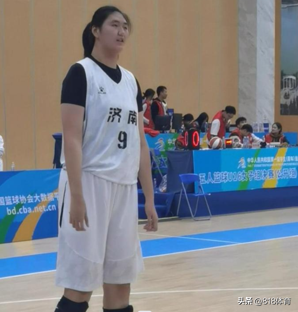 女姚明!2米28中锋张子宇学青会决赛狂轰41+21,扑灭广州三分雨夺冠-运动员张子宇