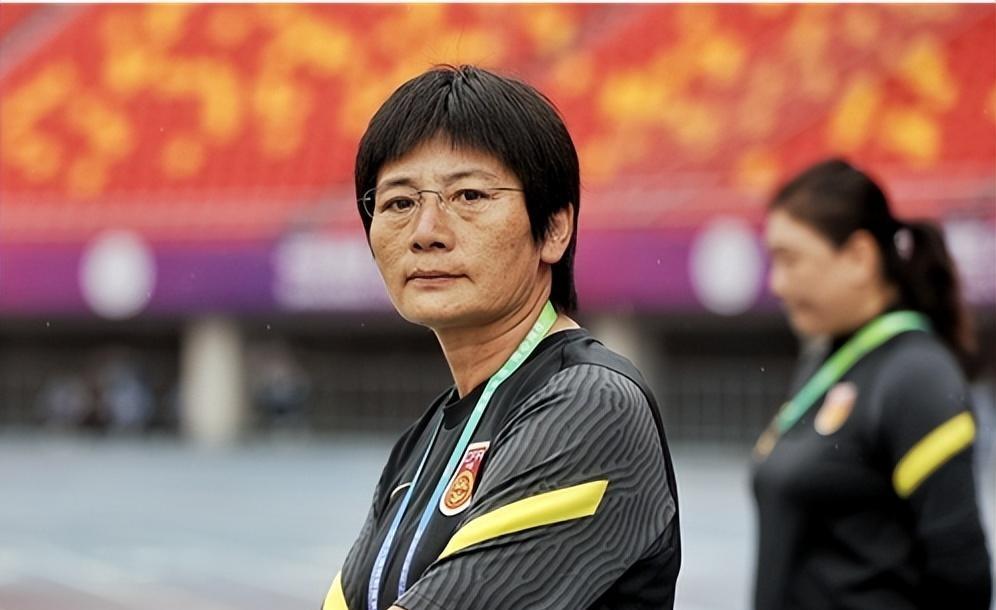 不怪水庆霞，女足出局真相大白！名记：高层改名单？涉及球员曝光-女足女神事迹素材