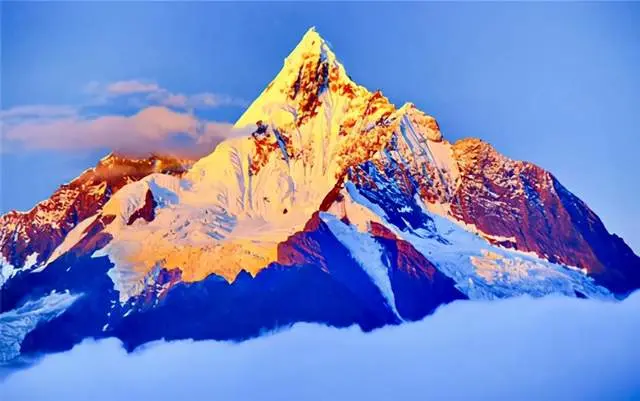 云南旅游，观赏梅里雪山日出必看攻略~-梅里雪山日出时间表2023