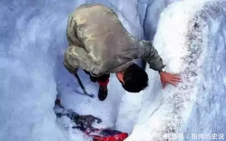 1991年梅里雪山山难，17名登山队员无一生还，临死前过程充满怪异