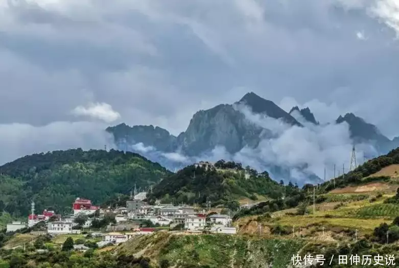 1991年梅里雪山山难，17名登山队员无一生还，临死前过程充满怪异