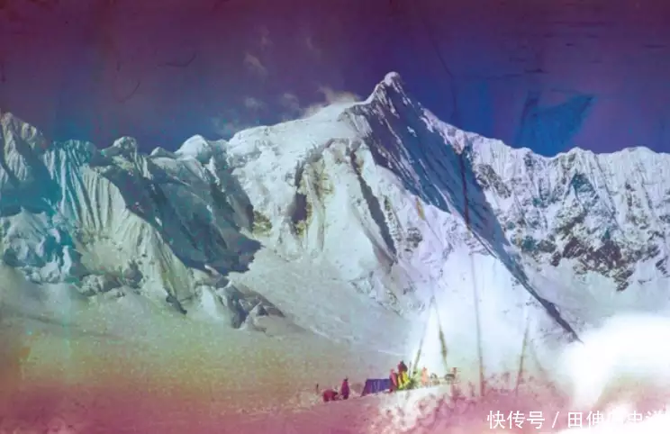 1991年梅里雪山山难，17名登山队员无一生还，临死前过程充满怪异