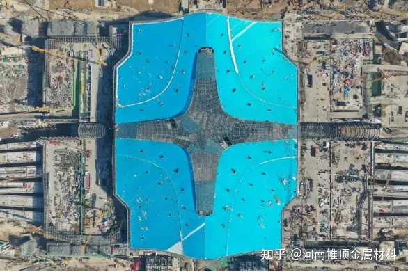 杭州西站——铝镁锰金属屋面形如云朵-杭州西站建设进度