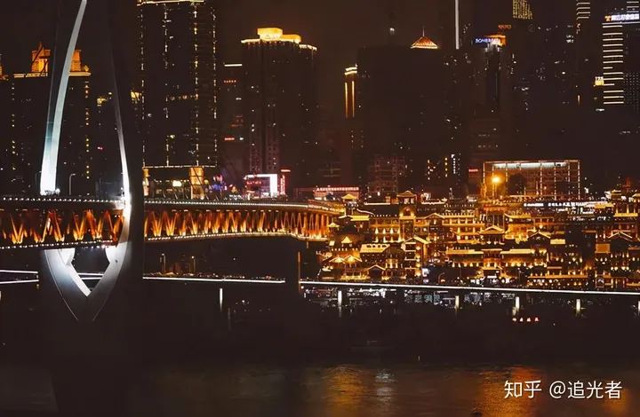 重庆旅行攻略｜教你三天玩转魔都重庆！-重庆游玩攻略2日游长江索道