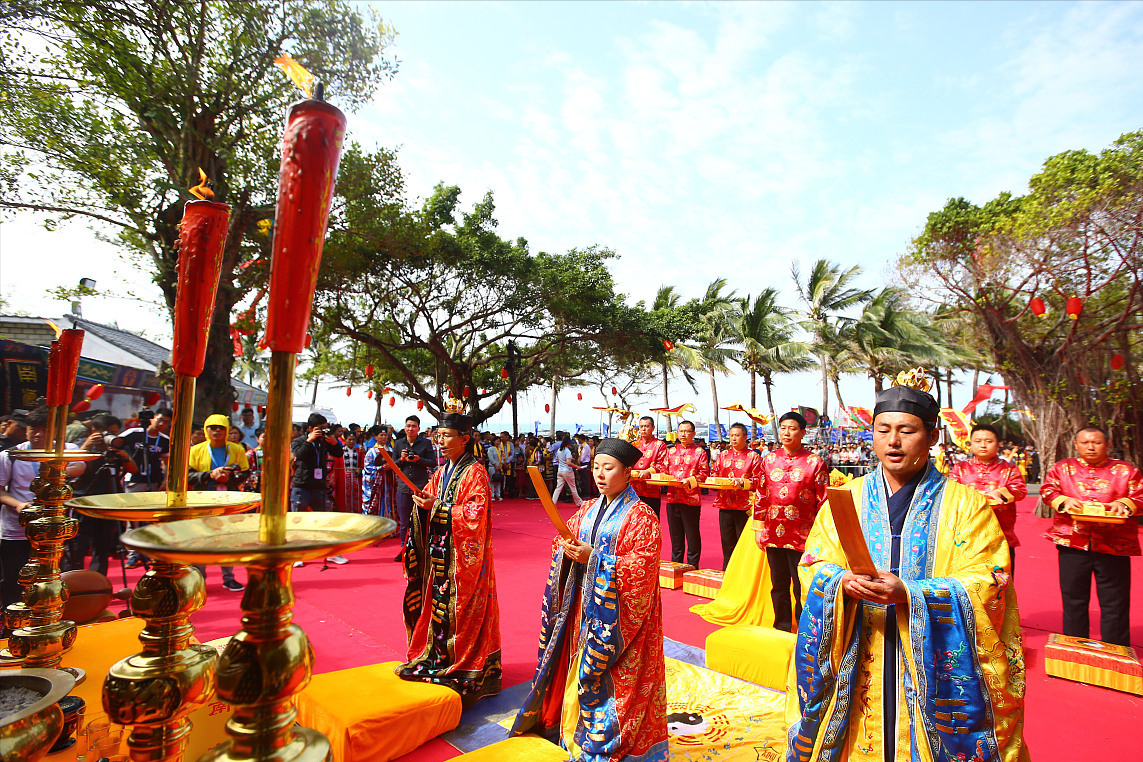 今年二月二是真正的龙年龙抬头，在龙年龙日龙时，要这样祝福自己-二月二龙抬头出生属龙