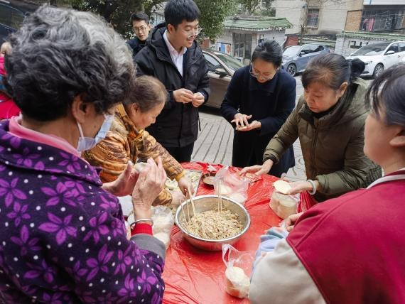 祝福龙年 欢聚一堂-祝福龙年欢聚一堂手抄报