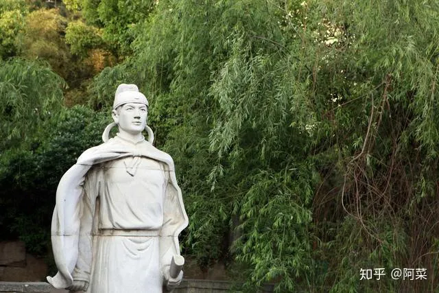 值得反复诵读的千古奇文——《滕王阁序》-滕王阁序朗诵古诗