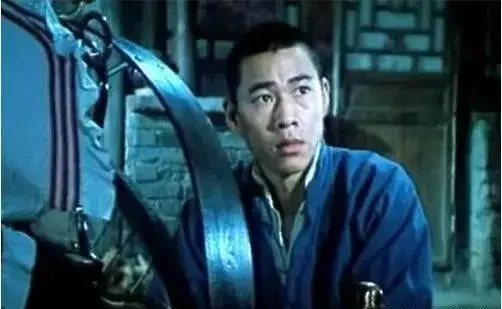 《骆驼祥子》：比贫穷更可怕的，是低层次的聪明-骆驼骆驼祥子