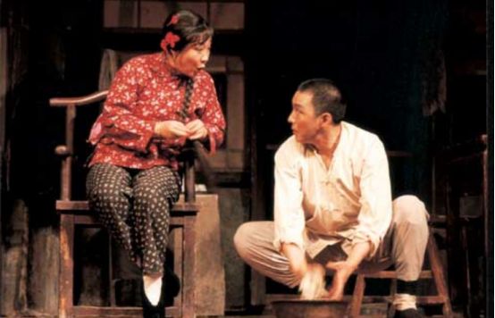 《骆驼祥子》：多次品读才懂得虎妞对祥子的爱，是有多么的丑陋-骆驼祥子中虎妞和祥子对婚后的生活各持什么态度