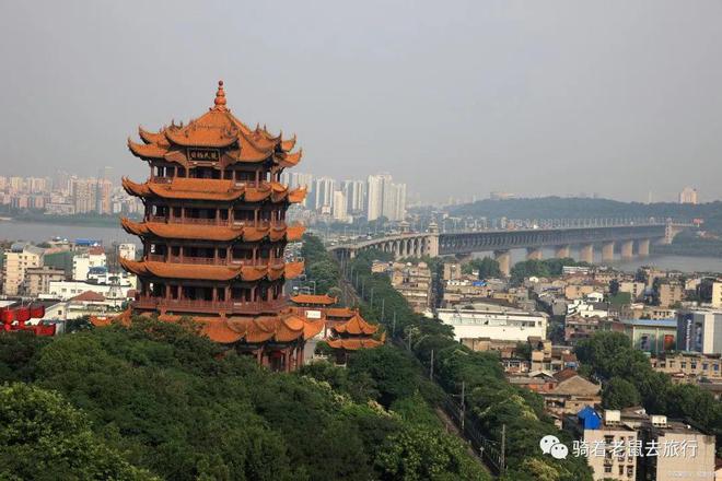 探索黄鹤楼：中国历史的瑰宝，黄鹤楼位于哪里？-黄鹤楼在我国哪个地方