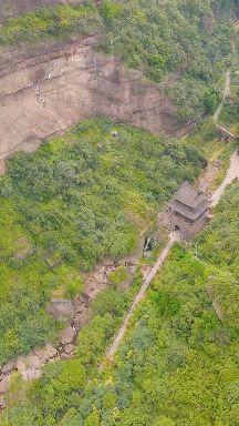 李白《蜀道难》原文及译文！-蜀道难唐李白注音版