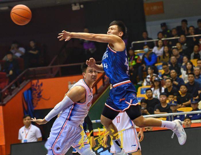 蜀道难？要敢闯！山东男篮明晚客战川军或成“分水岭”-山东男篮官宣拿下顶级中锋