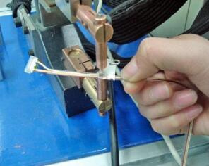 钣金电阻焊是怎么进行焊接的啊-钣金件焊接 怎么防止零件放不到位