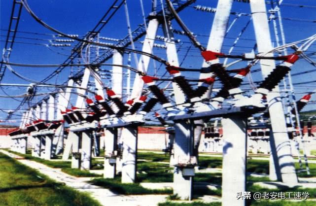 高压隔离开关、高压负荷开关、高压断路器的型号，结构，以及区别-高压断路器,高压隔离开关和高压负荷开关各有那些功能