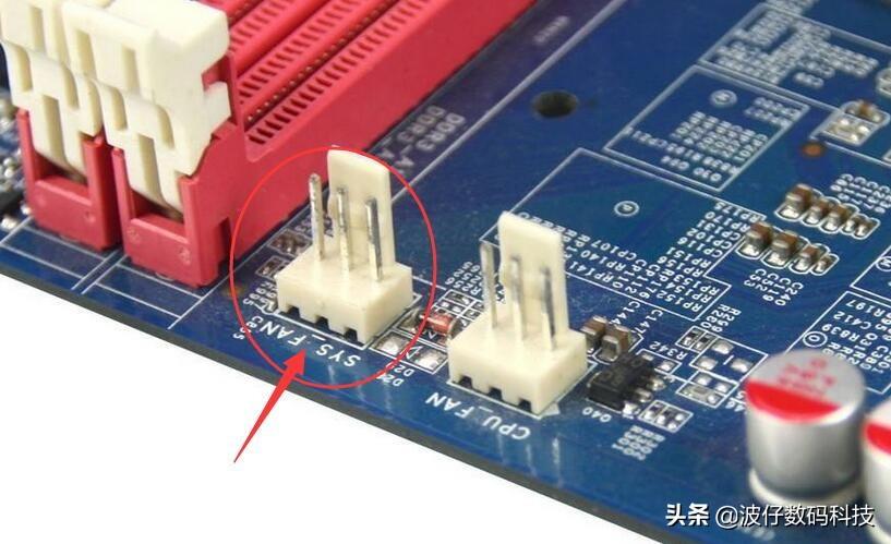 主板上这多扩展插槽，都是干什么用的，看了不后悔-主板扩展插槽有哪些,其作用是干什么的?