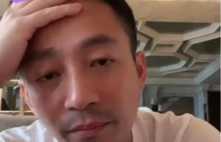 汪小菲酒店惊现大S照片：前任，原来是我们内心最大的“谎言”……