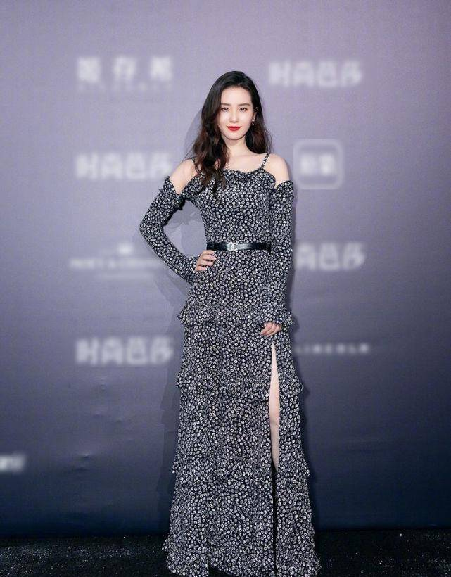 还是最喜欢刘诗诗的短发造型，特别是这款波波头，宋茜也爱得不行