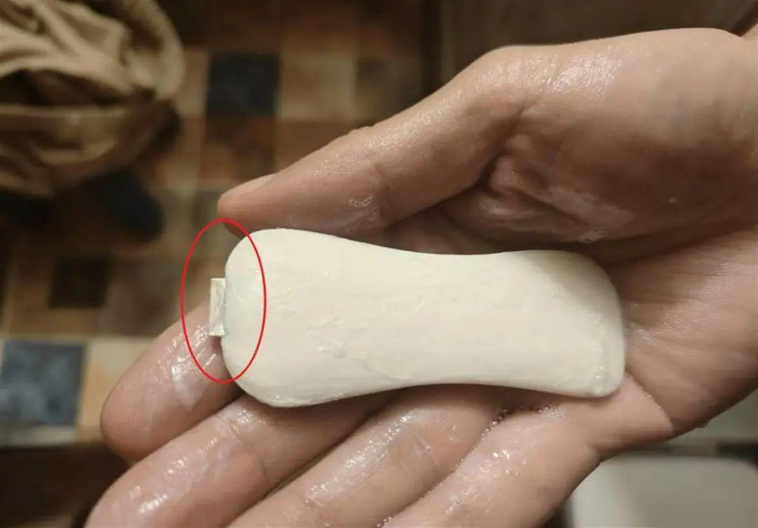 舒肤佳香皂内再现刀片？最新回应→