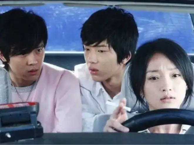 井柏然的演技如何？